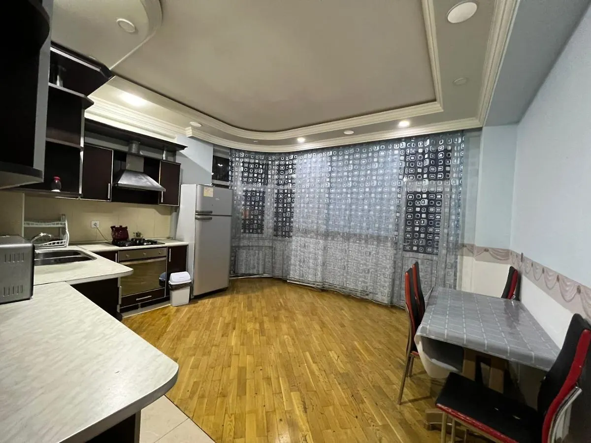 Bakuvi Apartments On New Boulveard  バクー